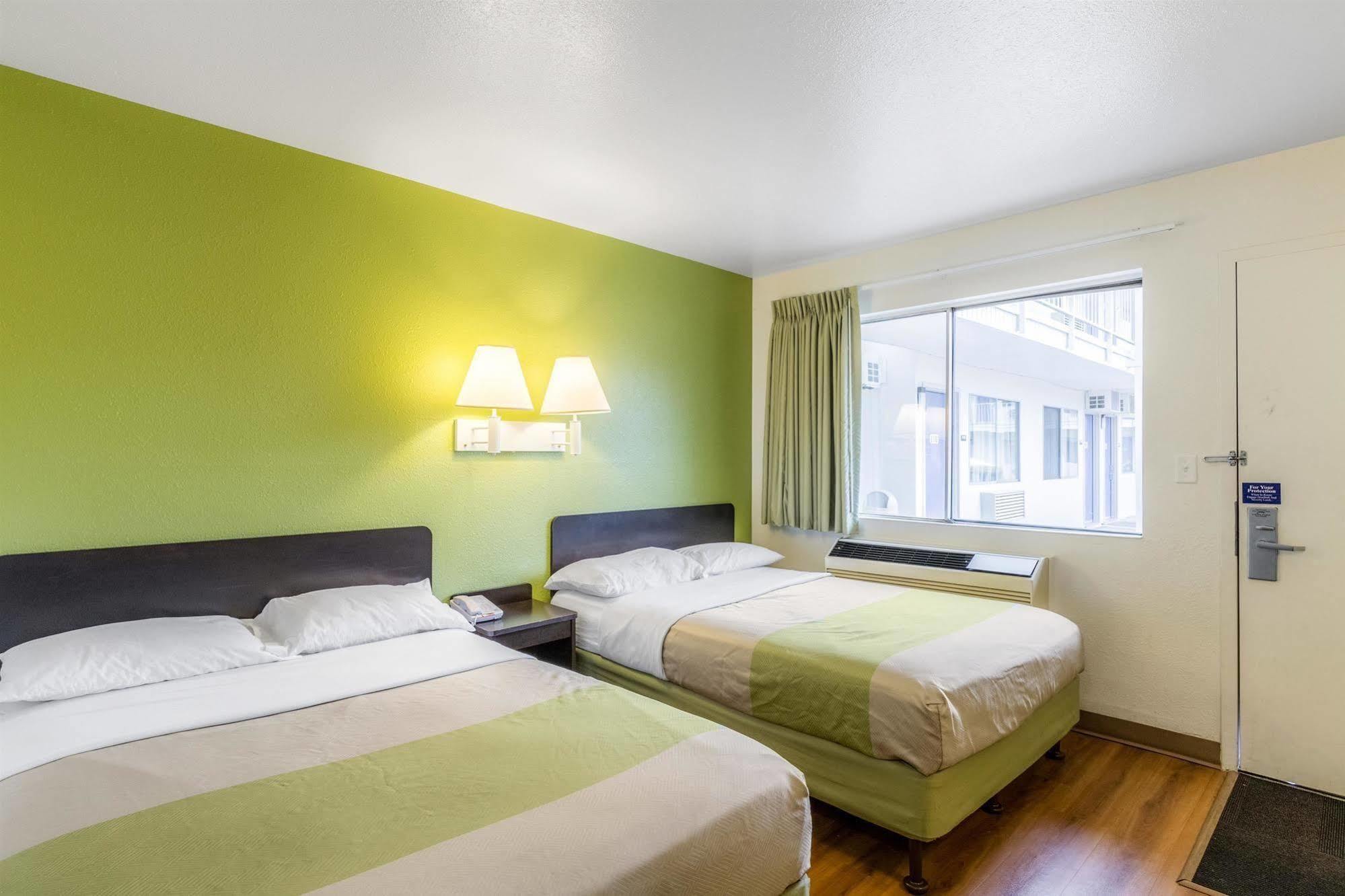 Motel 6-Green Bay, Wi Екстериор снимка